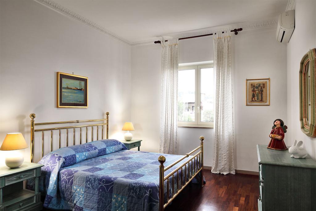Caruso 1 By Villasandco RentalSorrente Chambre photo